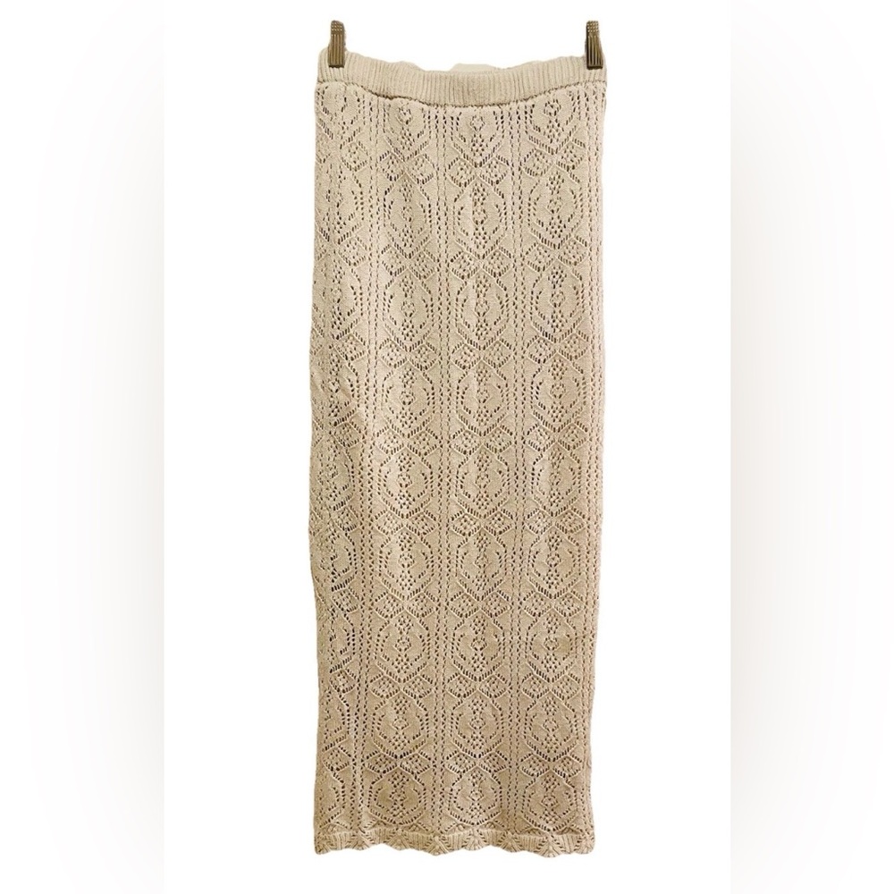 FRESHMAN 1996 Cream Crochet
Knit Boho Hippie Lined Maxi Skirt
Sz S